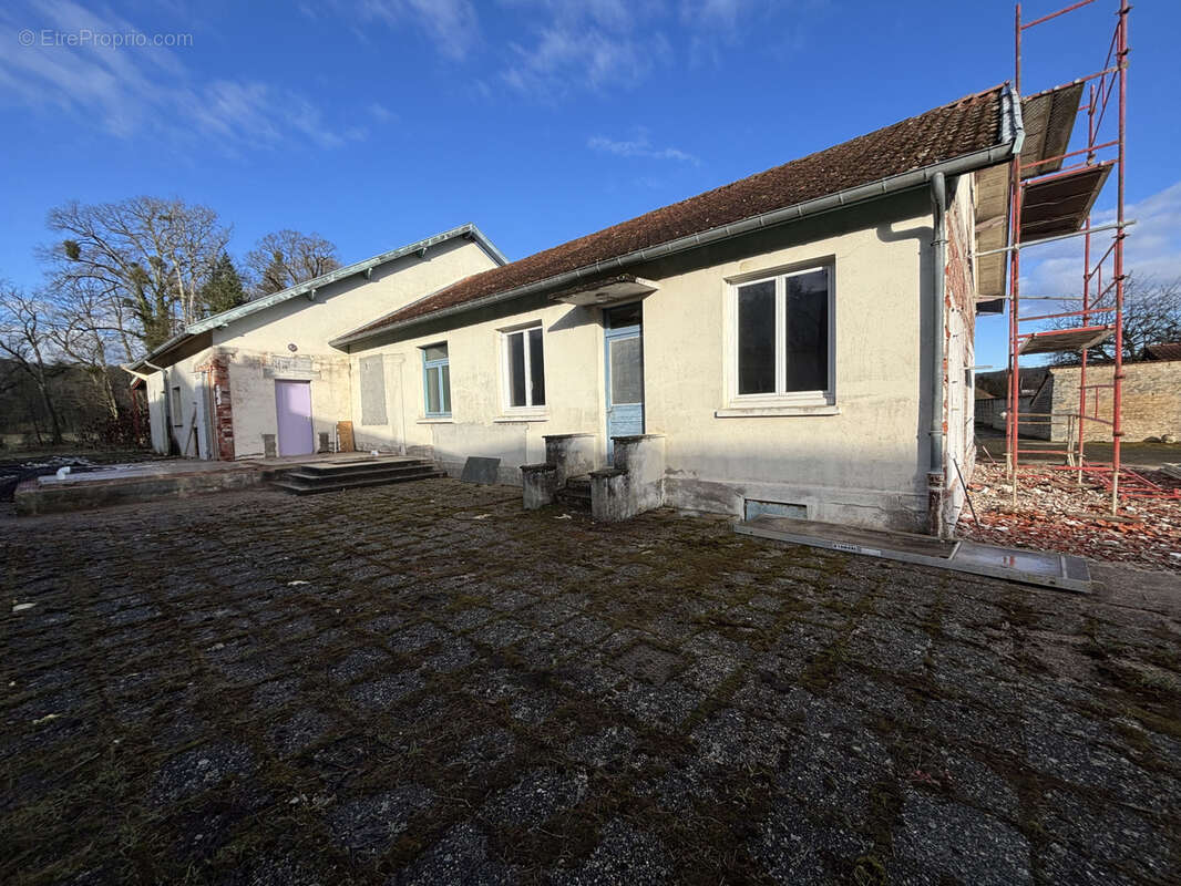 Maison à VILLOTTE-SUR-OURCE