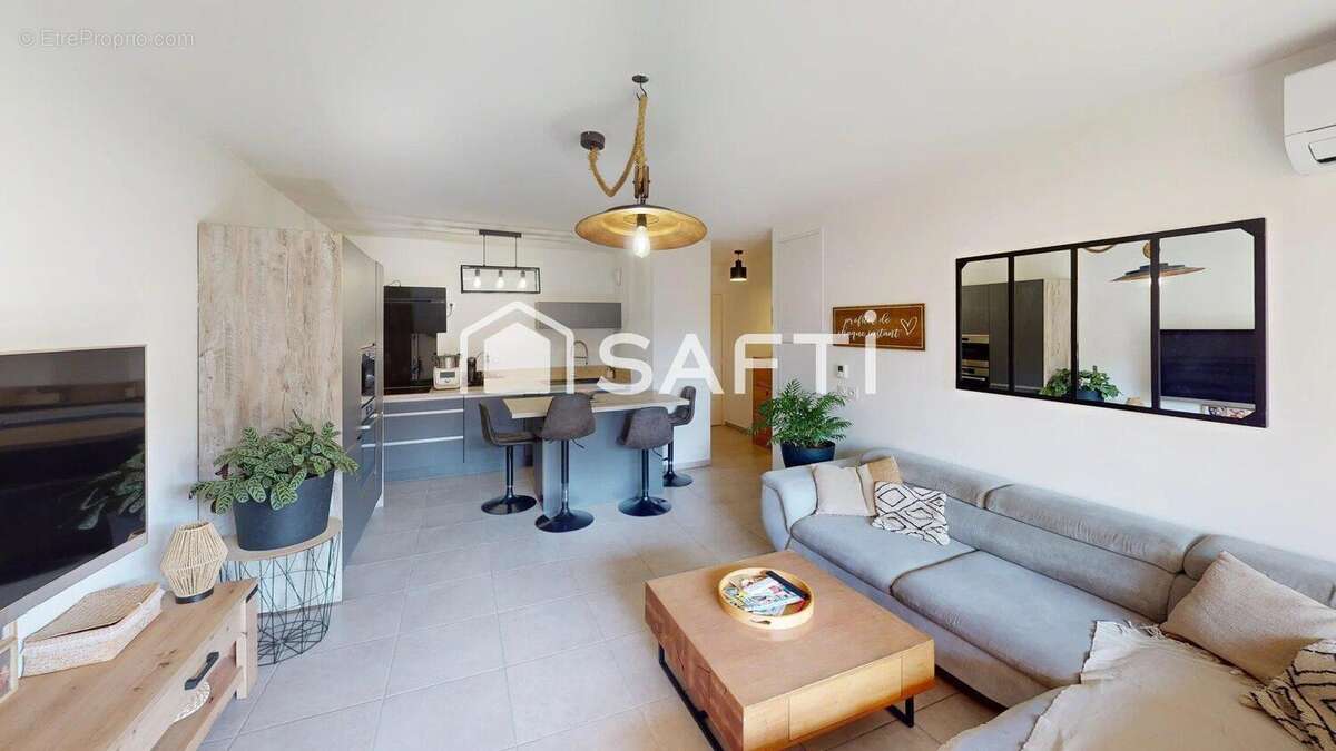 Photo 8 - Appartement à FREJUS