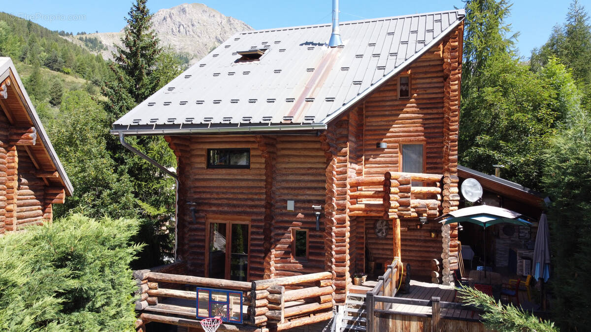 Maison à ALLOS