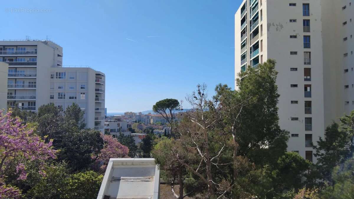Appartement à MARSEILLE-12E