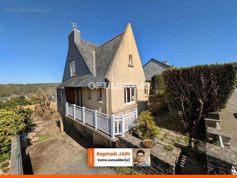 Maison à ERGUE-GABERIC