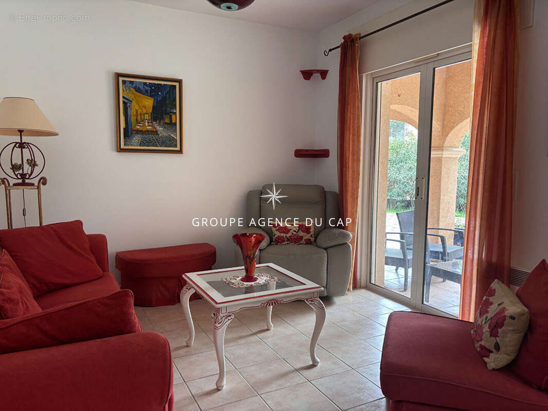 Maison à LES ISSAMBRES