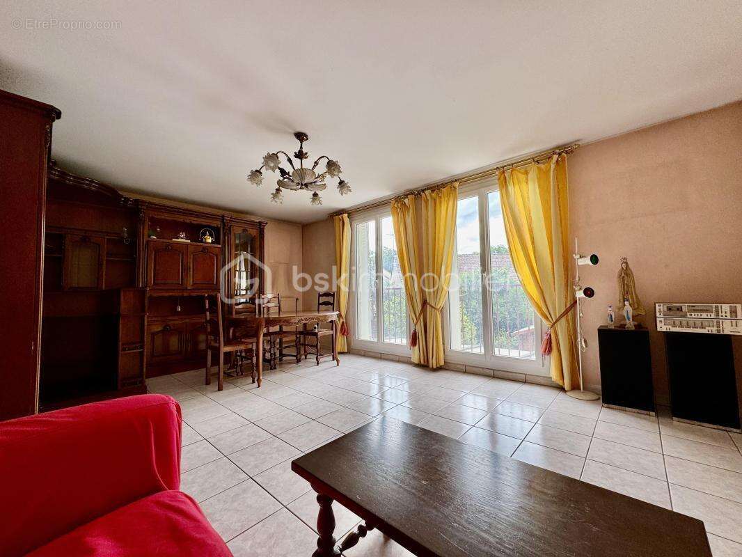 Appartement à AULNAY-SOUS-BOIS