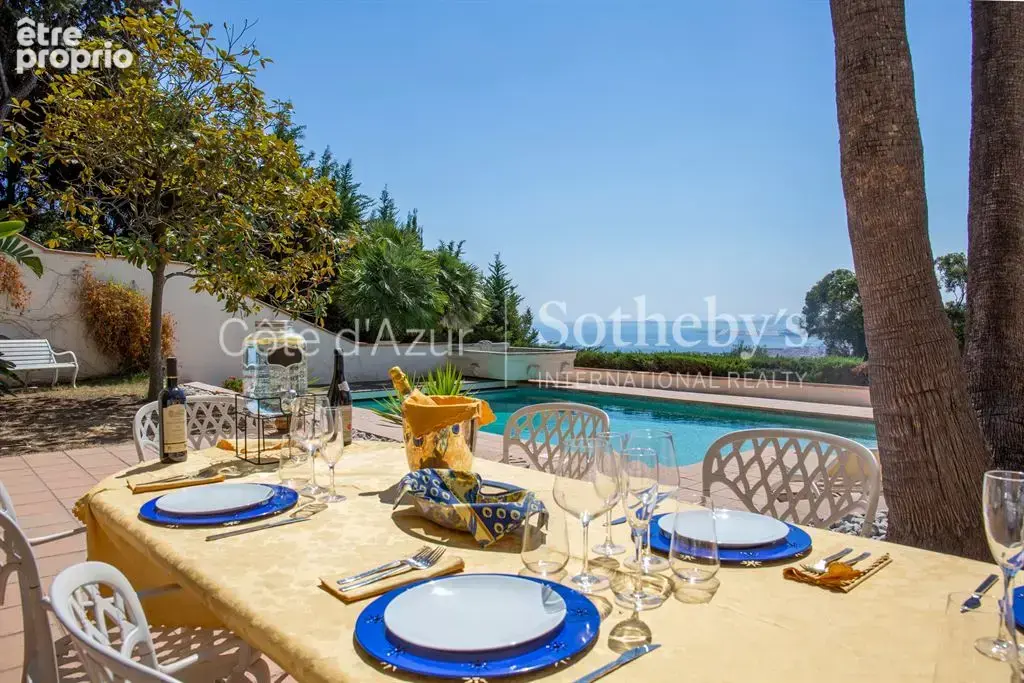 Nice Vinaigrier, villa de plus de 450 m² avec piscine et vue panoramique - photo 8