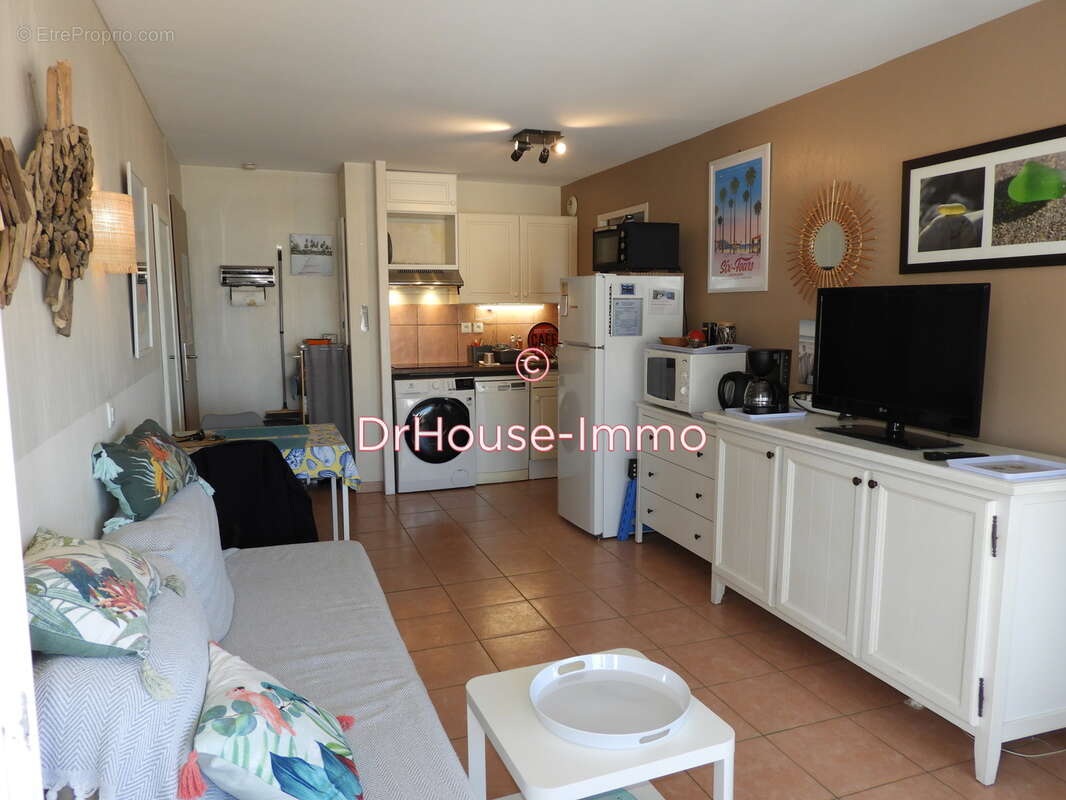 Appartement à SIX-FOURS-LES-PLAGES