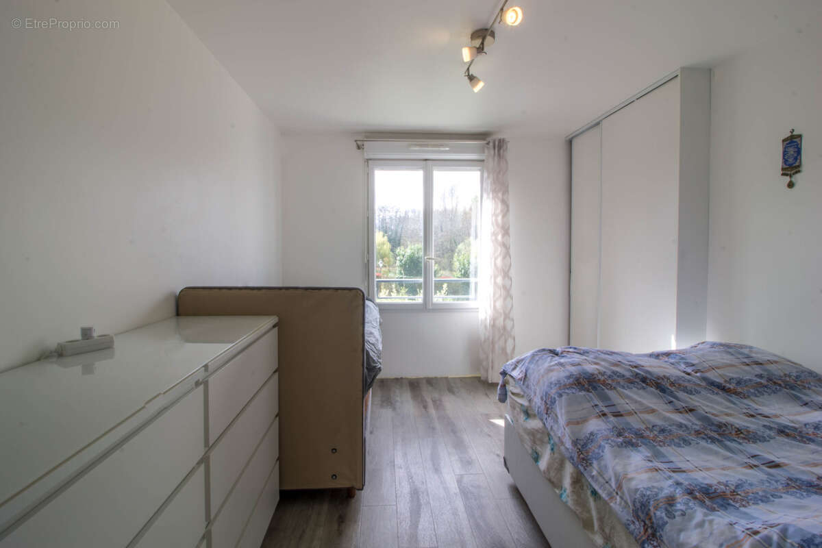 Appartement à CORBEIL-ESSONNES