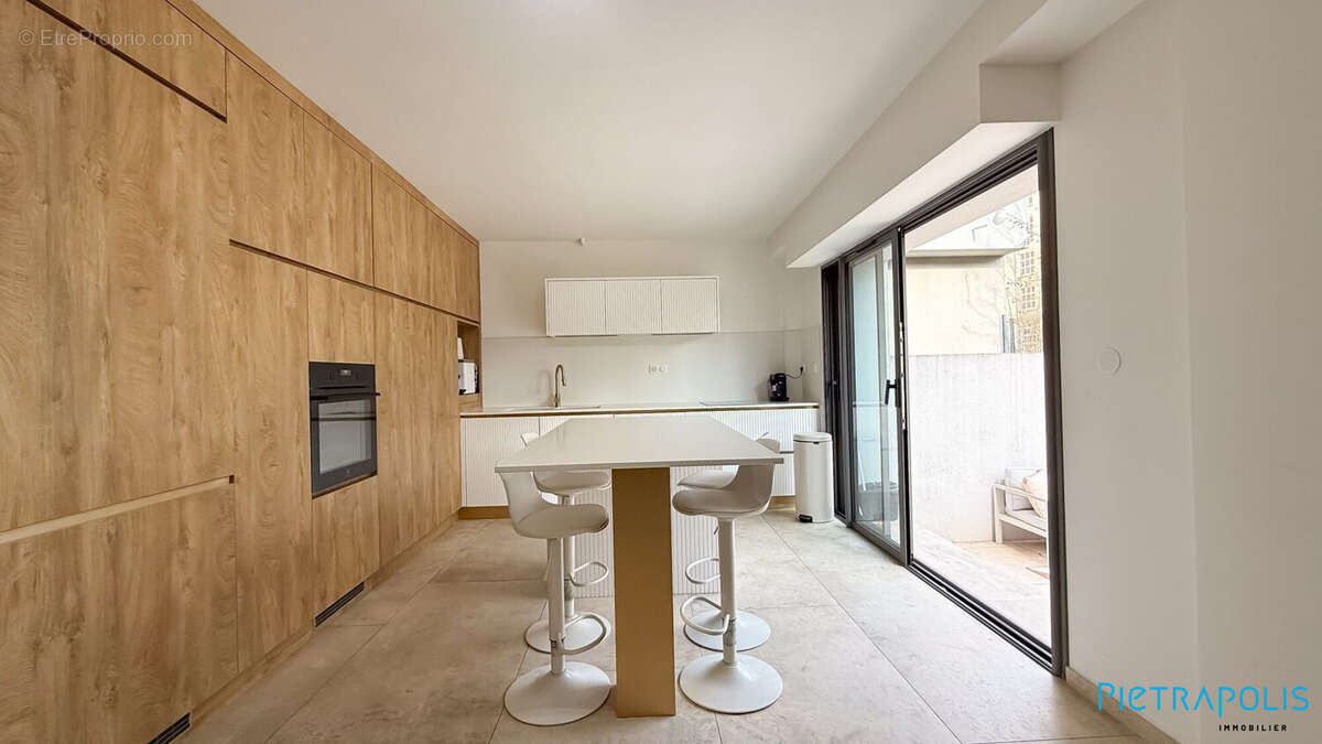 Maison à VILLEURBANNE