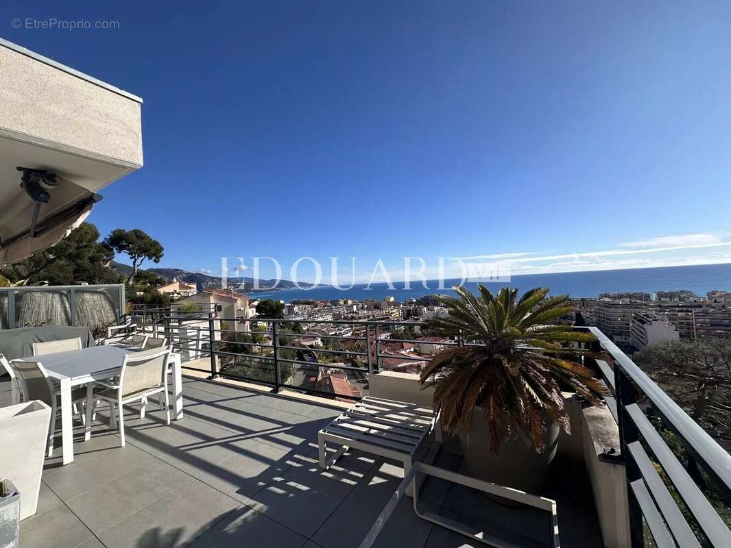 Appartement à ROQUEBRUNE-CAP-MARTIN