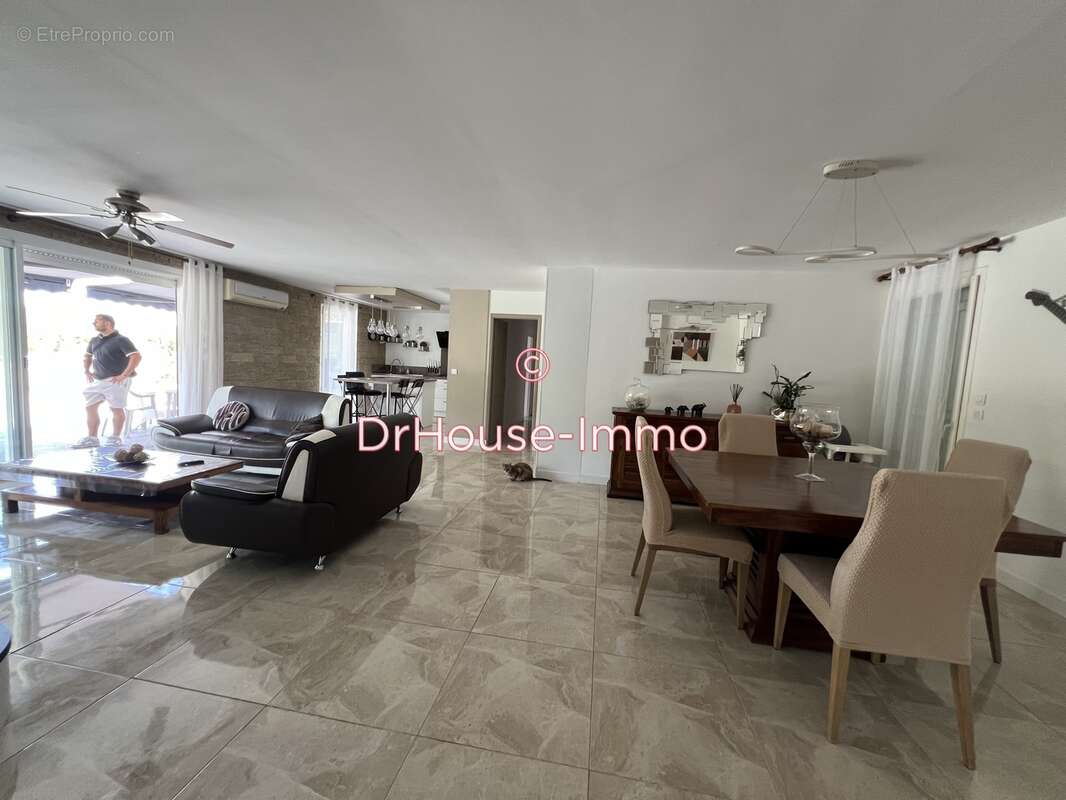 Maison à SAINT-MAXIMIN-LA-SAINTE-BAUME