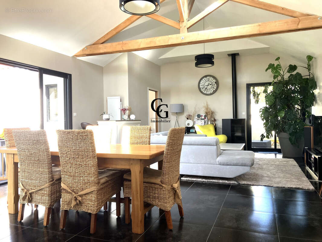 Maison à LES SORINIERES