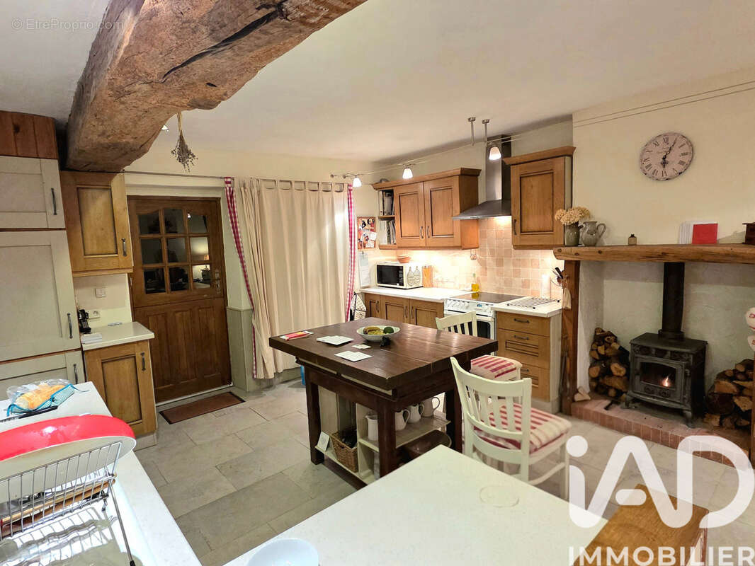 Maison 95 m² à Jouac  - photo 4