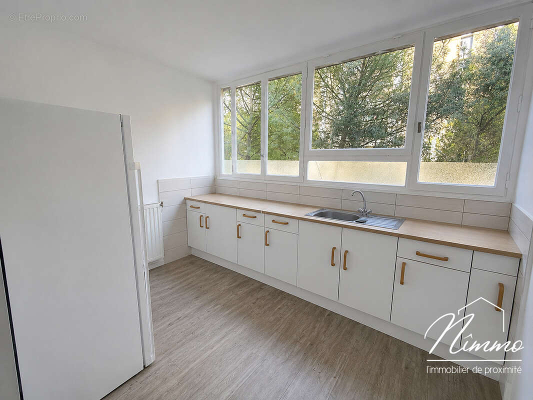 En exclusivite nimes proche puech du teil appt t2 + cave - photo 3