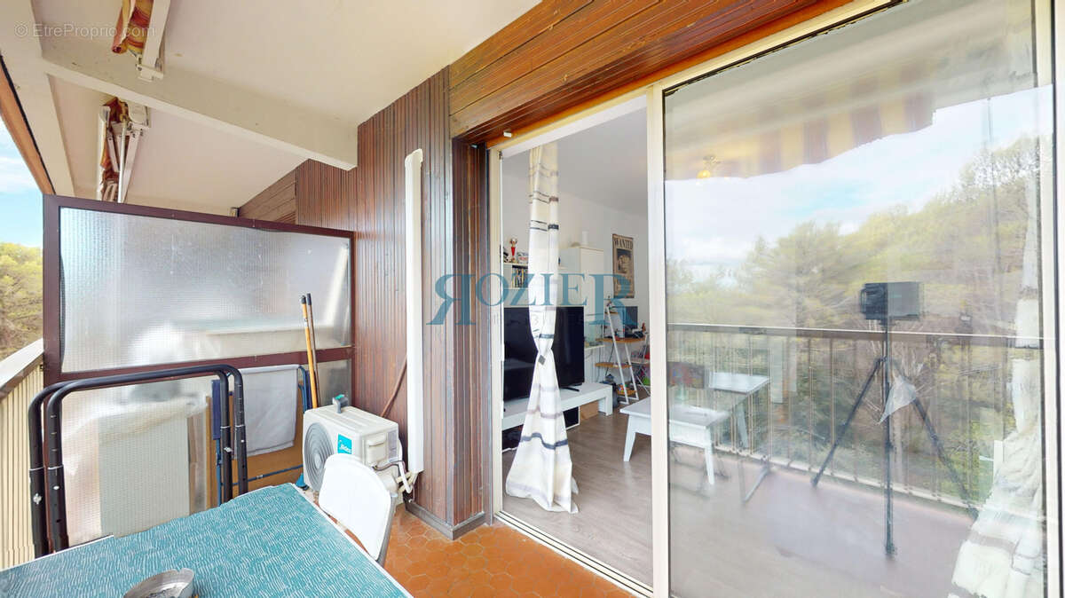 Appartement à PEYMEINADE