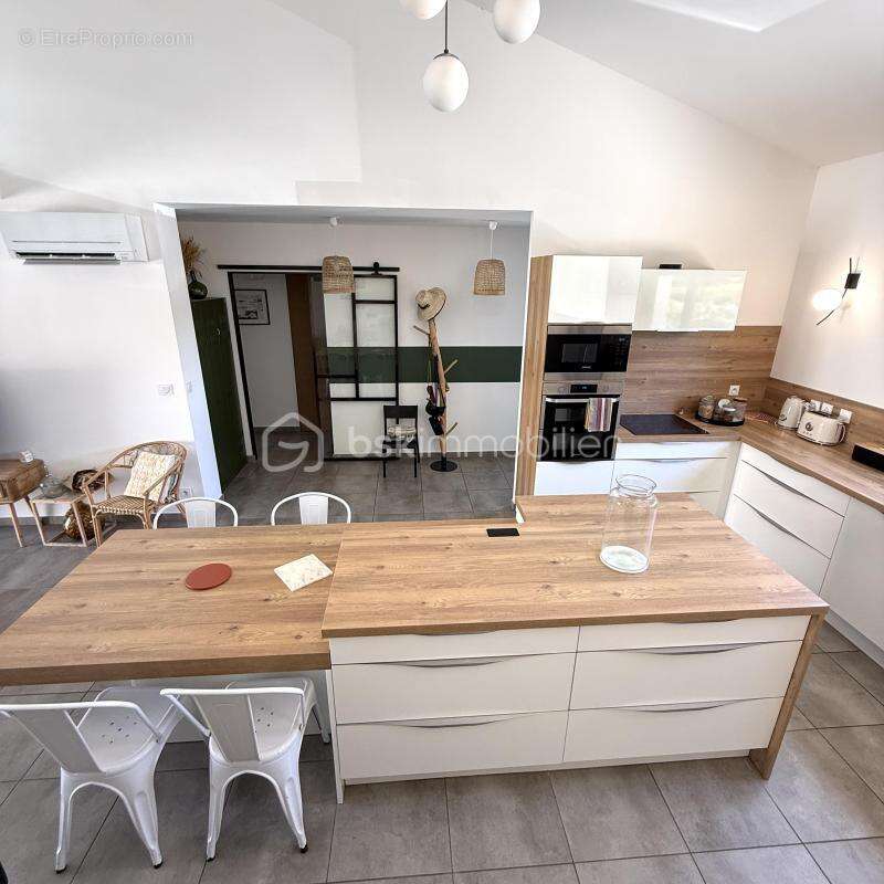 Maison 97 m² à Pia  - photo 3