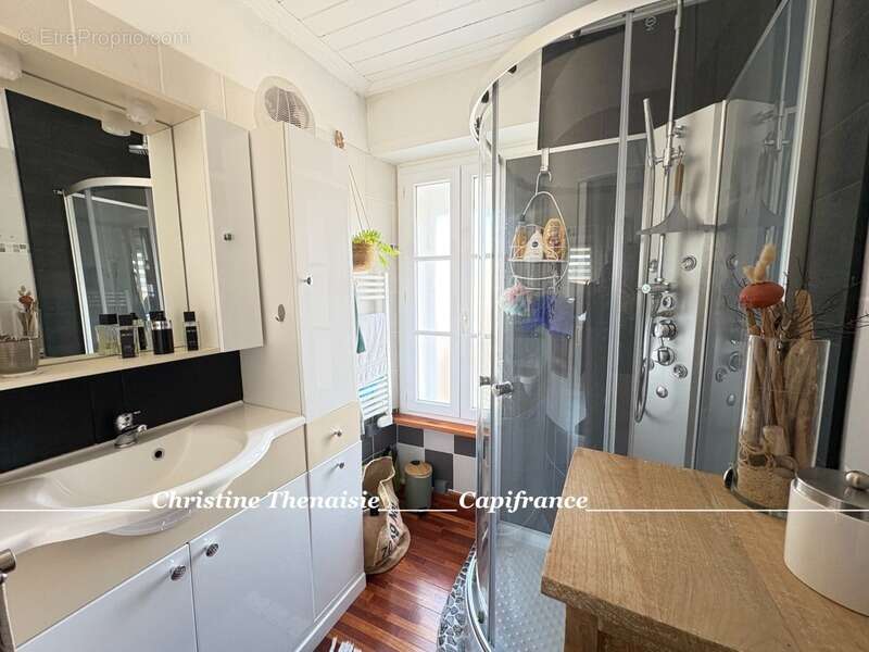 Maison à SAINT-JULIEN-DES-LANDES