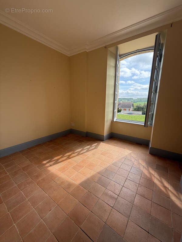 Appartement à BRUGHEAS