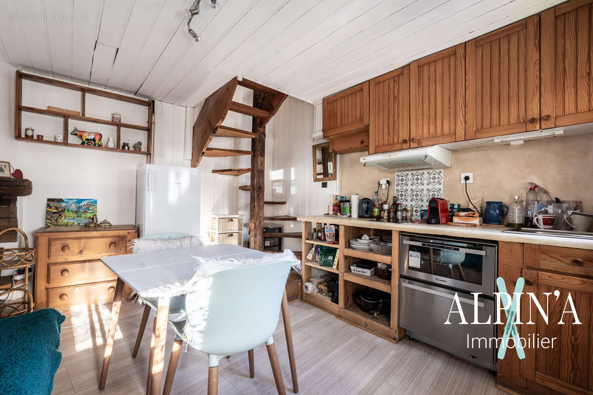 Maison à LA PERRIERE