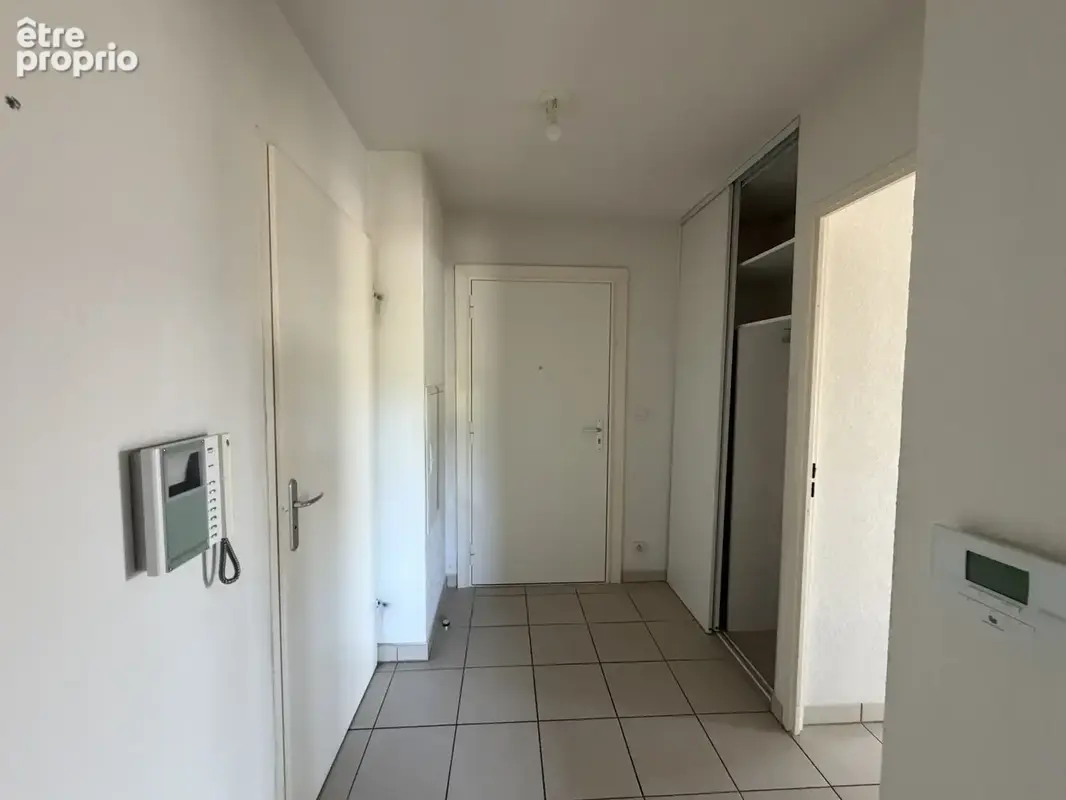 appartement t3 avec piscine terrasse et garage. - photo 11