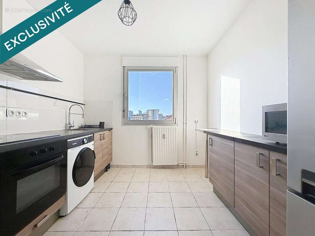 Photo 2 - Appartement à VILLEURBANNE