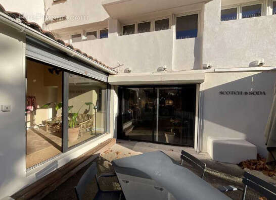 Commerce à AIX-EN-PROVENCE