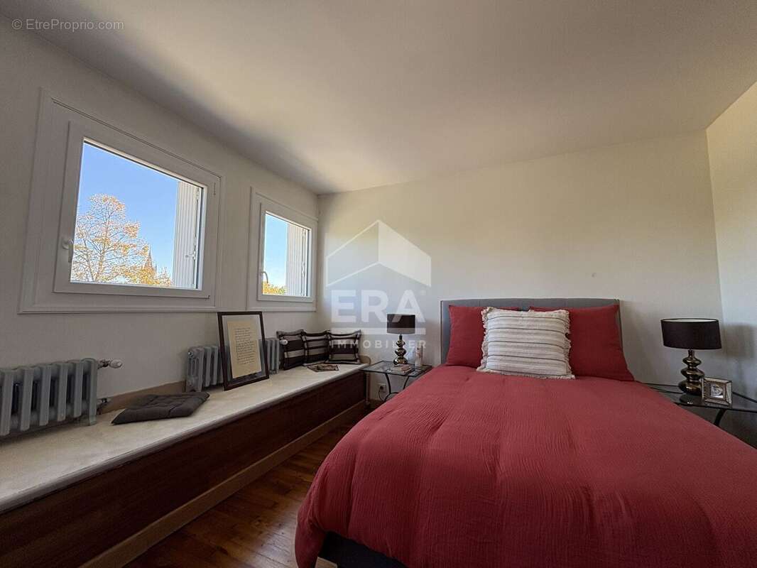 Appartement à SAINTES