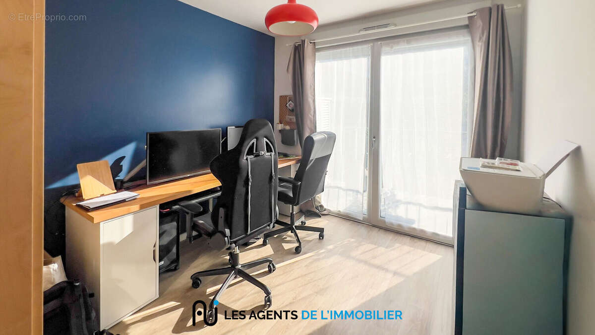 Appartement à NANTERRE