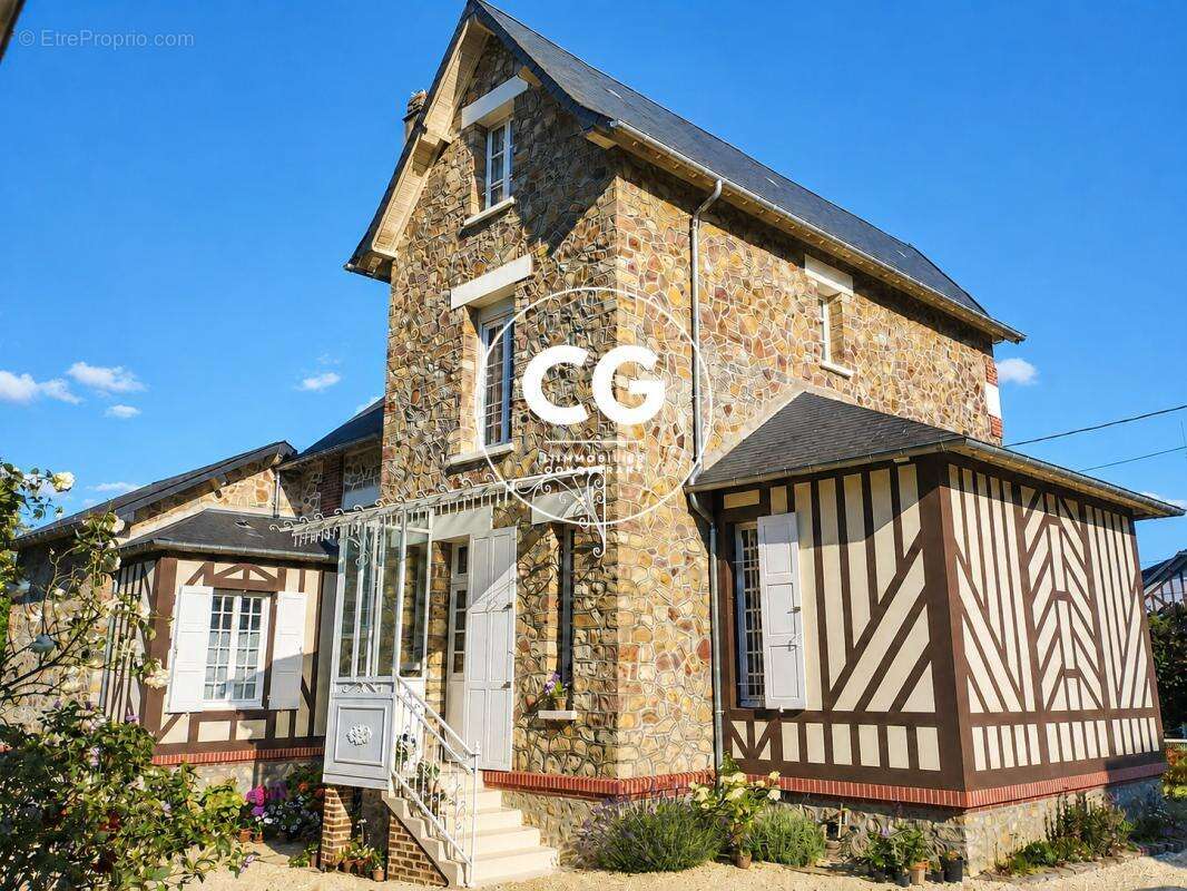 Quartier Château, Bagnoles de l'Orne : villa de style anglo-normand sur parc clos de 1290 m² - photo 28