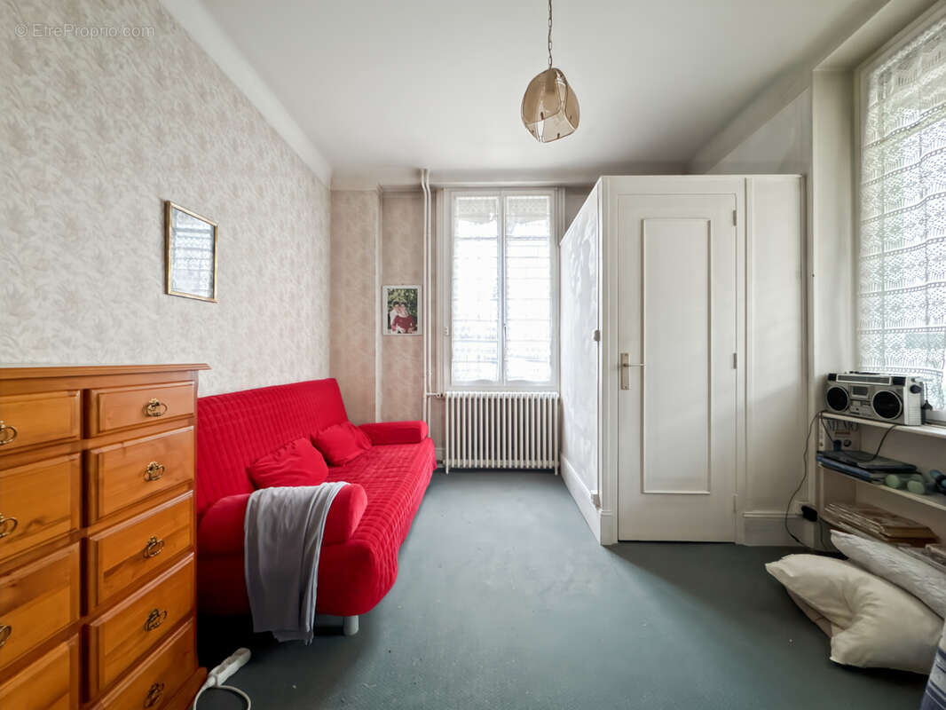 Maison à TREVOUX