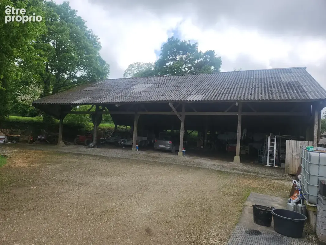 Magnifique propriete avec deux gites, piscine et dependances - photo 39