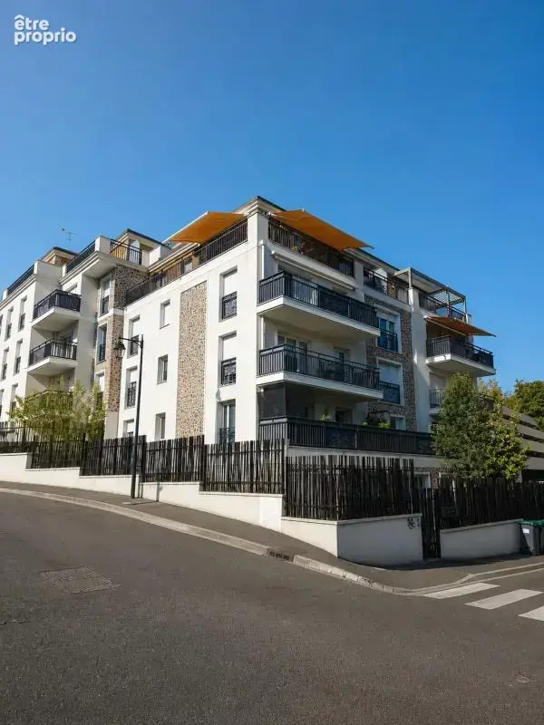 Centre Ville de Brunoy ! Beau 3 Pièces 65 m² dans une résidence récente et prisée - photo 9
