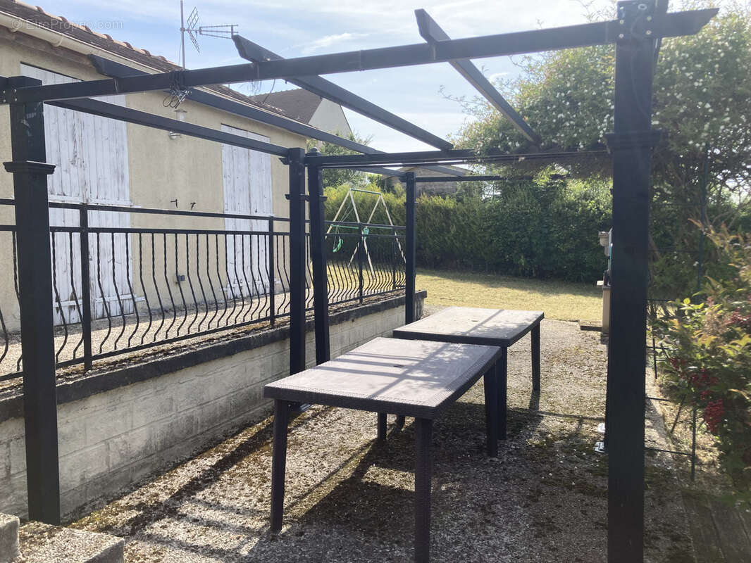 Maison à CHAUMONTEL