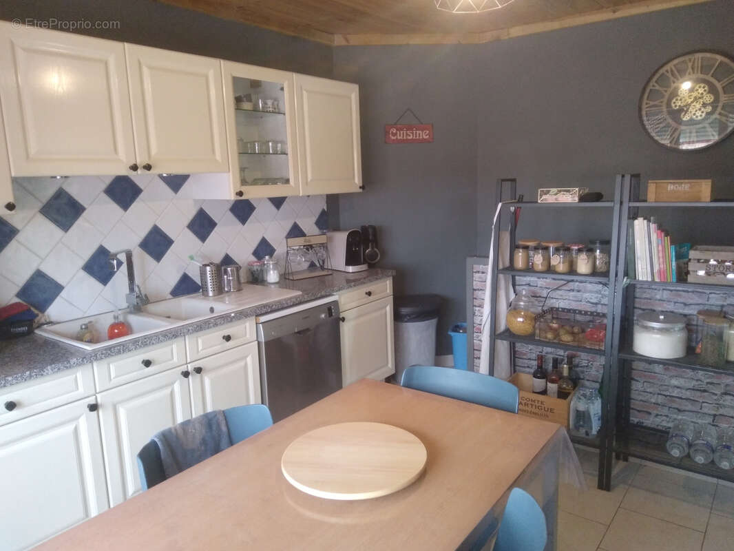 Maison à RIBAUTE-LES-TAVERNES