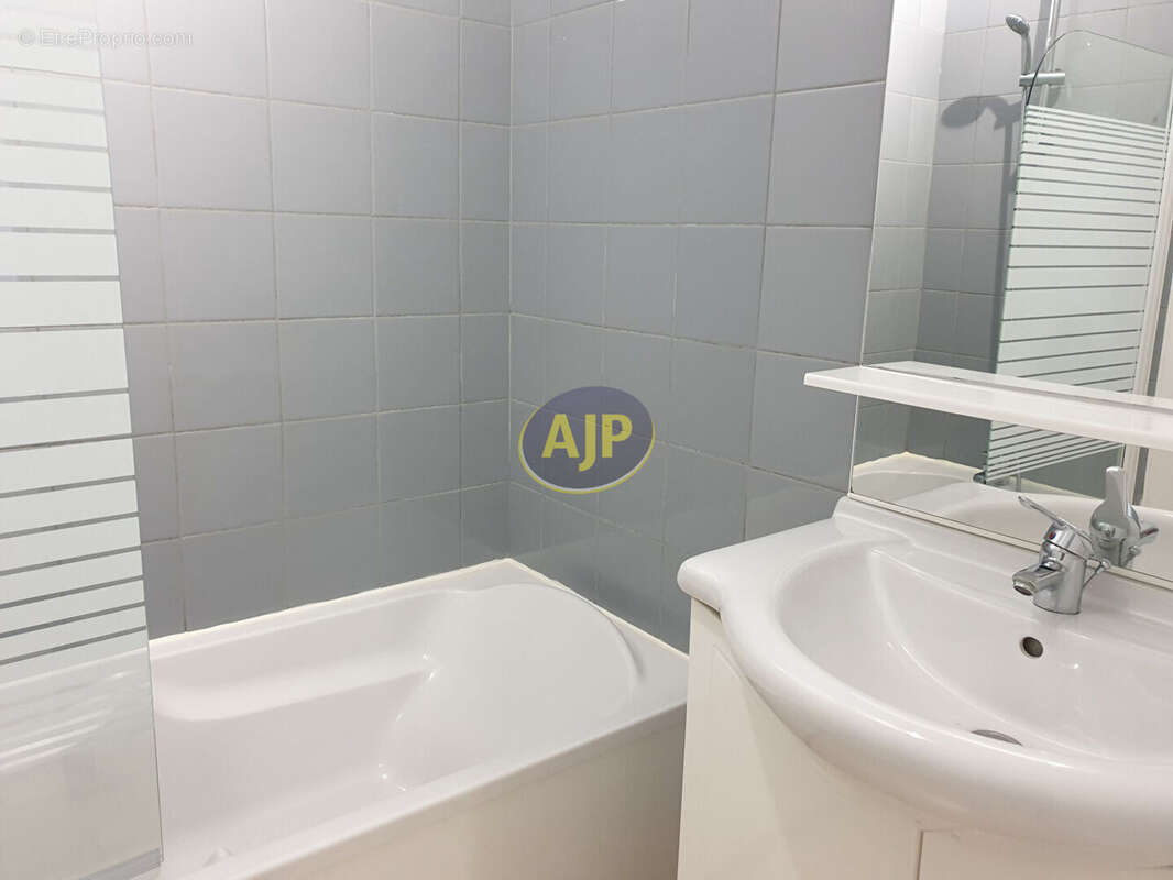 Appartement à LE VERDON-SUR-MER