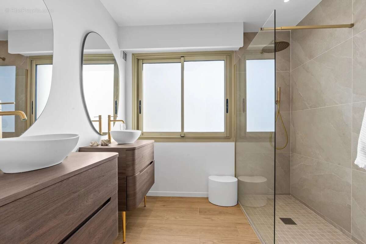 Appartement à CAGNES-SUR-MER