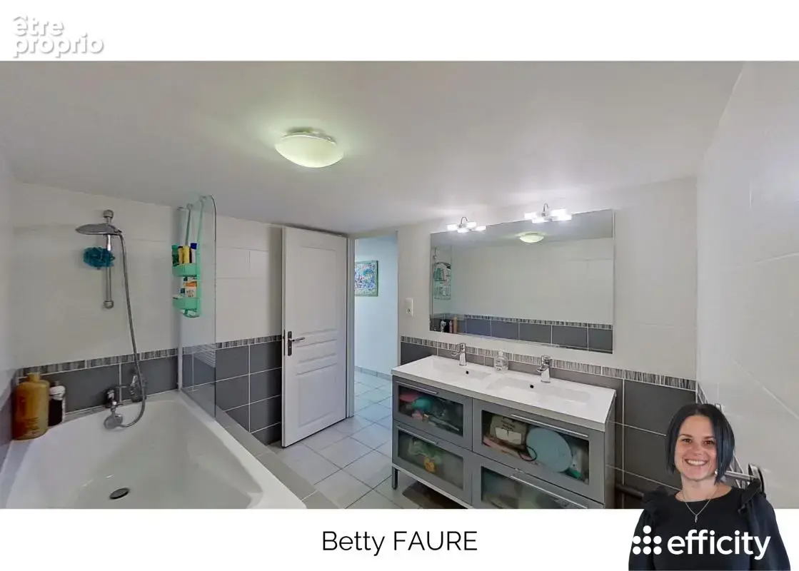 Maison 125 m² à Unieux  - photo 14