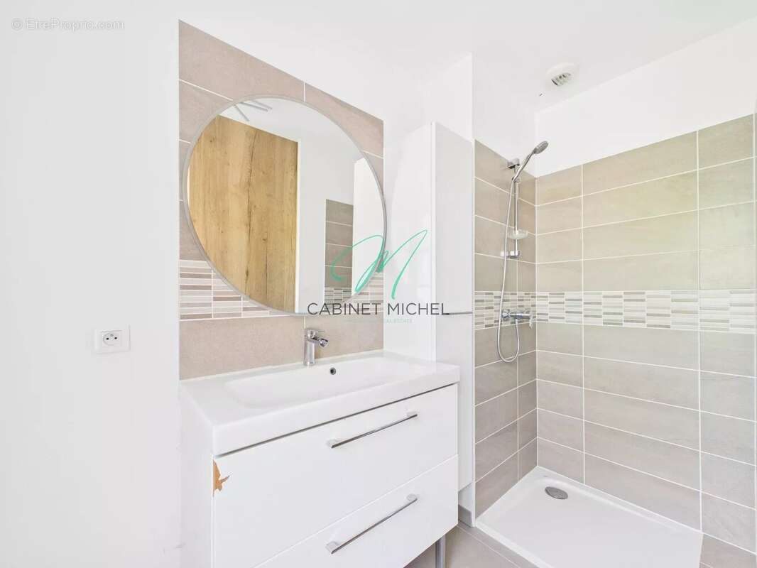 Maison à ROQUEFORT-LES-PINS