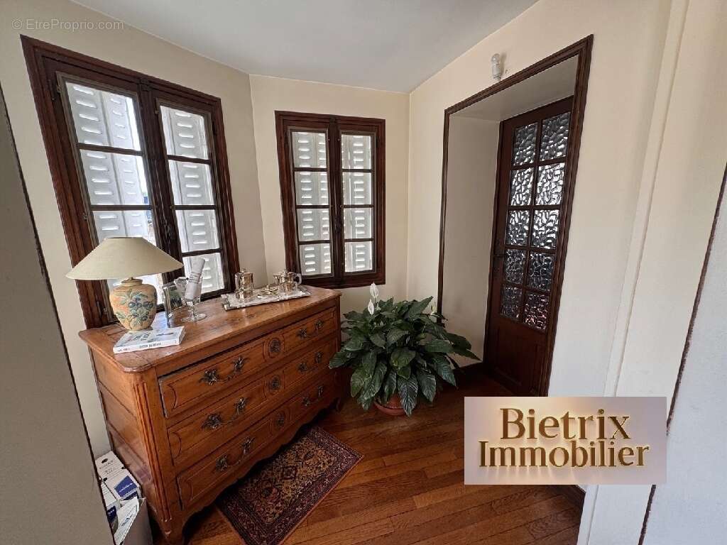 Maison à L&#039;ISLE-ADAM