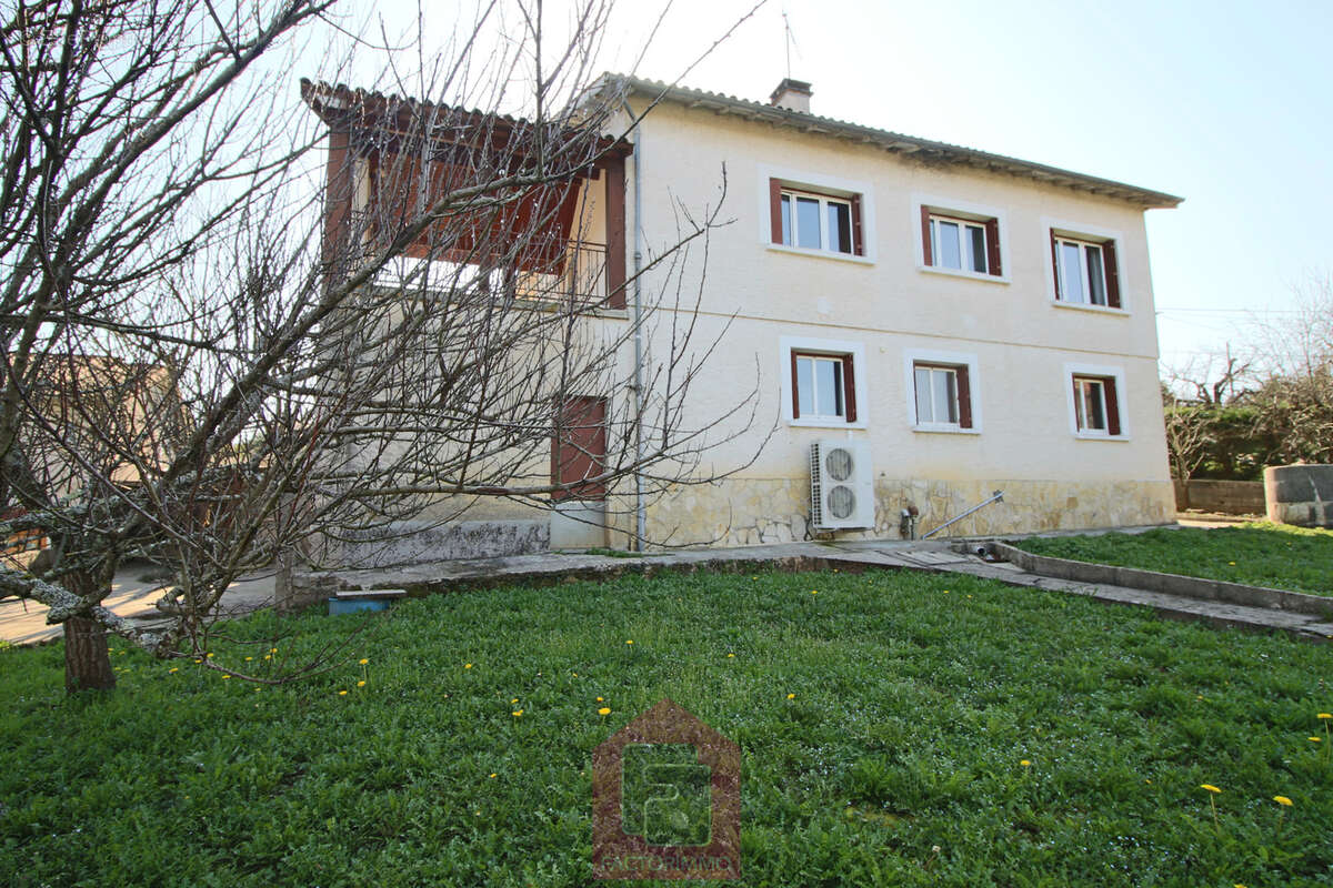Maison à PUY-L'EVEQUE
