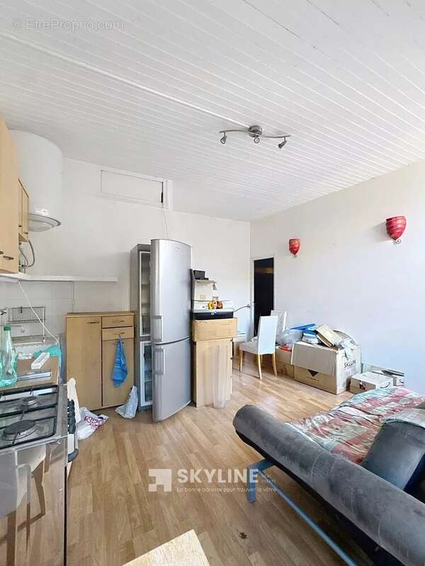 Appartement à MARSEILLE-4E