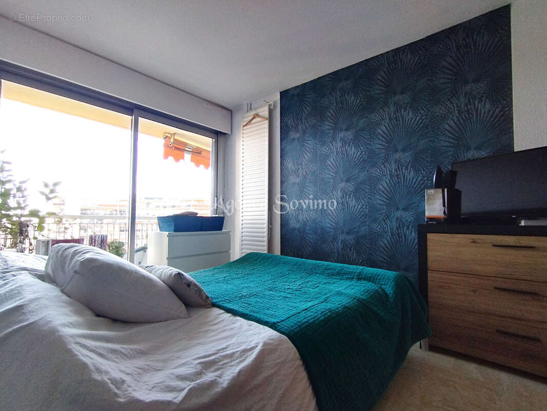 Appartement à MANDELIEU-LA-NAPOULE