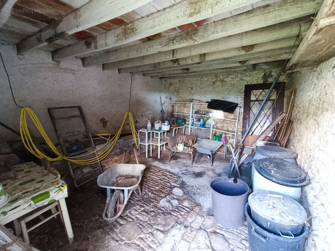 Maison à JUSSY-LE-CHAUDRIER