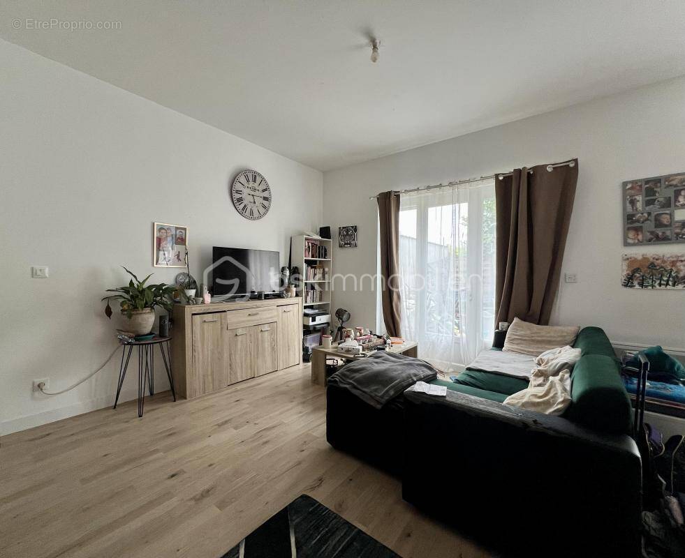 Maison à SAINT-AIGULIN