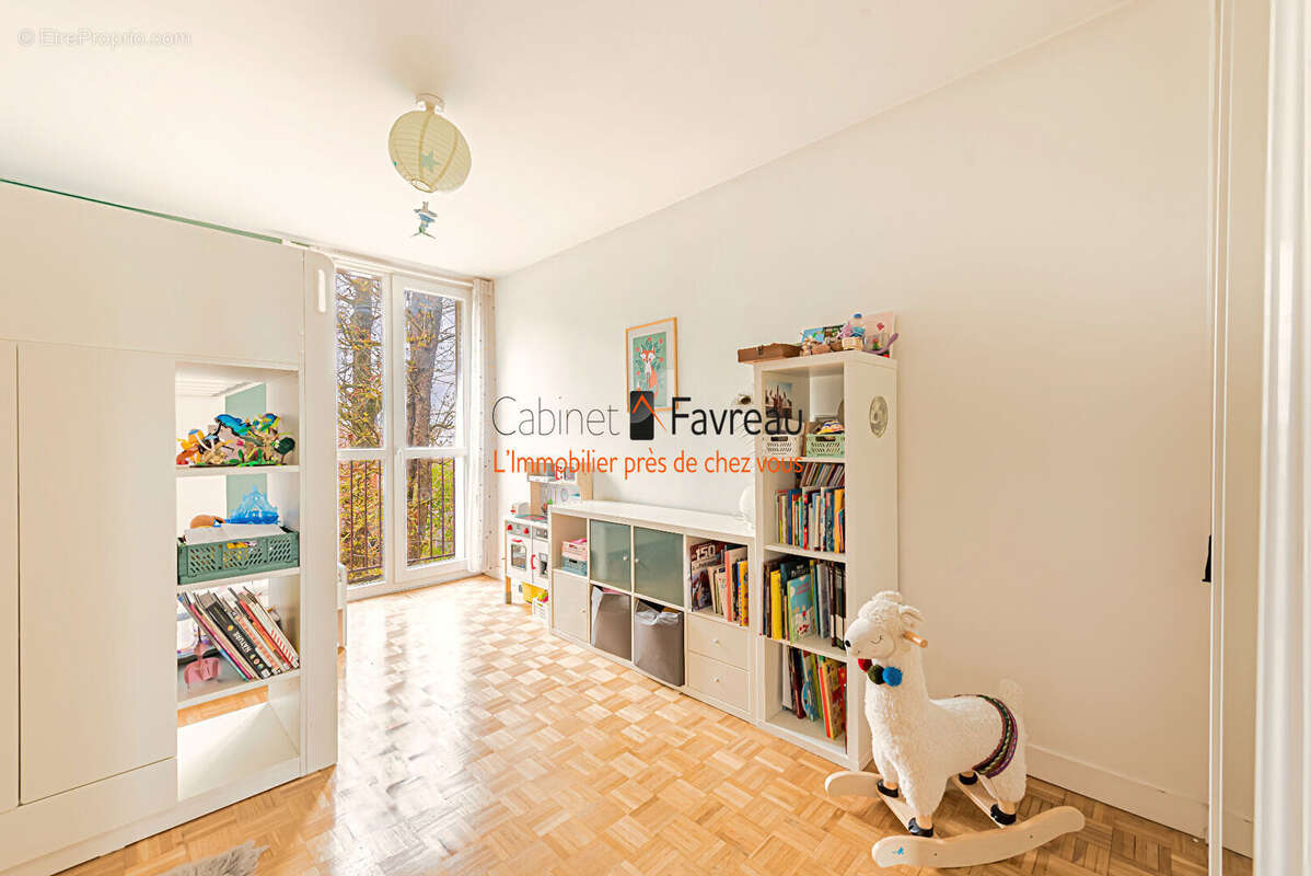 Appartement à NOGENT-SUR-MARNE