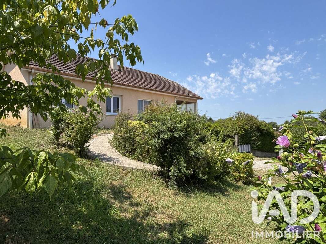 Maison 90 m² à Lagor  - photo 2