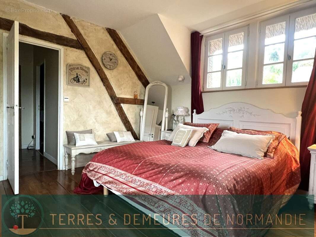 Maison à MARAIS-VERNIER