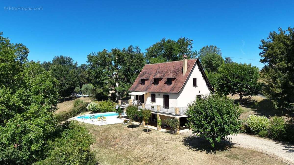 Belle maison récente avec piscine et vue splendide sur la vallée - photo 3