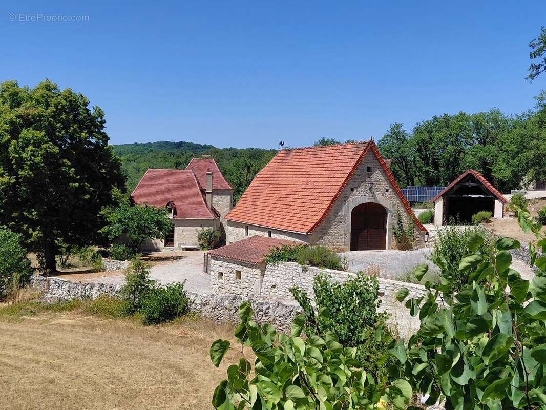 Maison à LAUZES