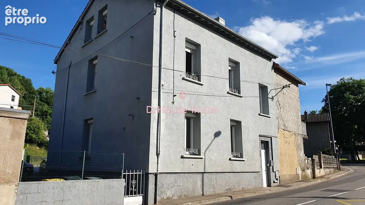Appartement à SAINT-ETIENNE