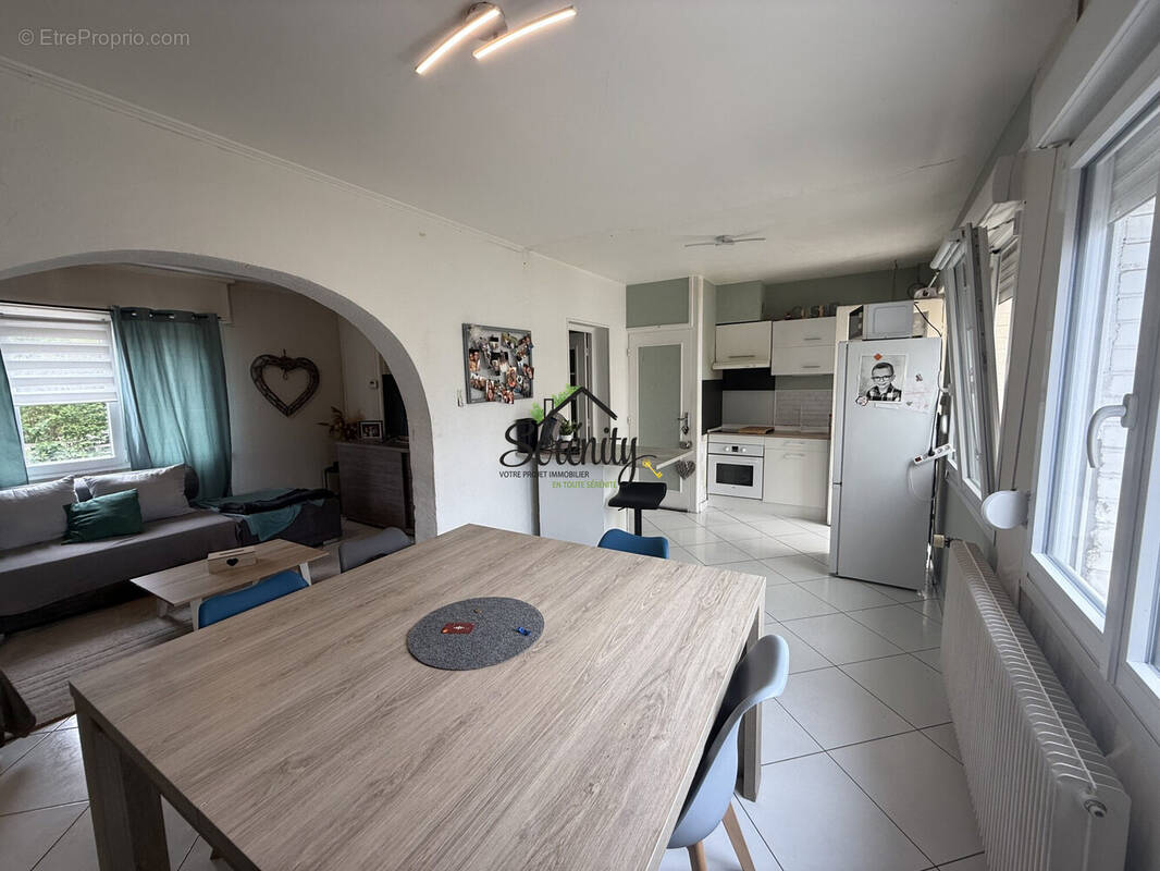 Maison à DOUCHY-LES-MINES