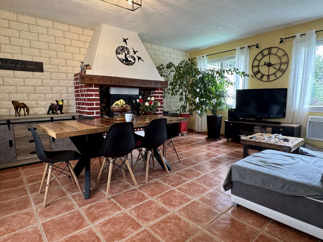 Maison à LIGNIERES-EN-VIMEU